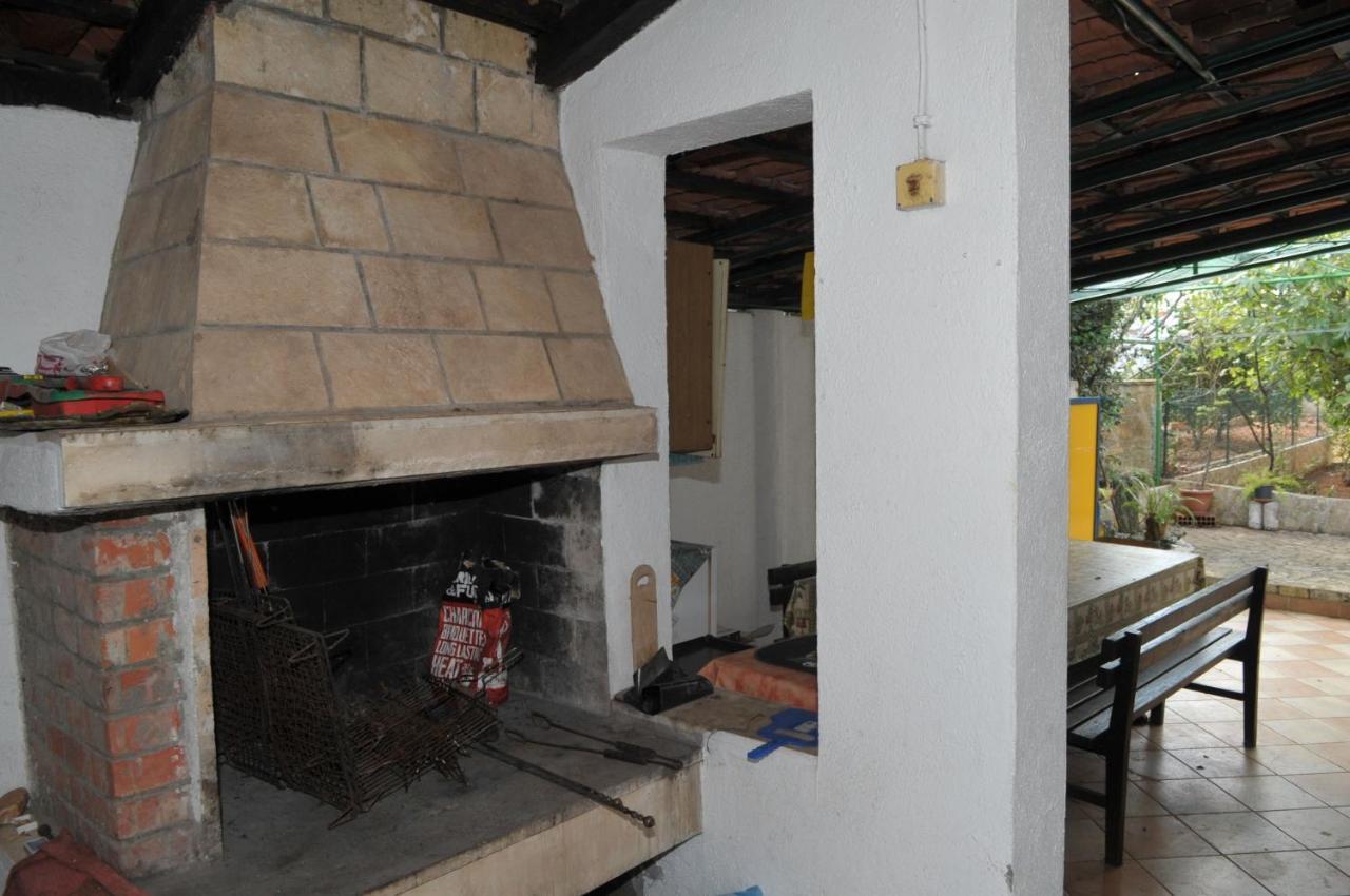 Apartments Valerija Supetar Ngoại thất bức ảnh